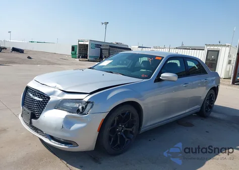 2020 Chrysler 300 300S from USA, damaged, VIN 2C3CCABG0LH131406